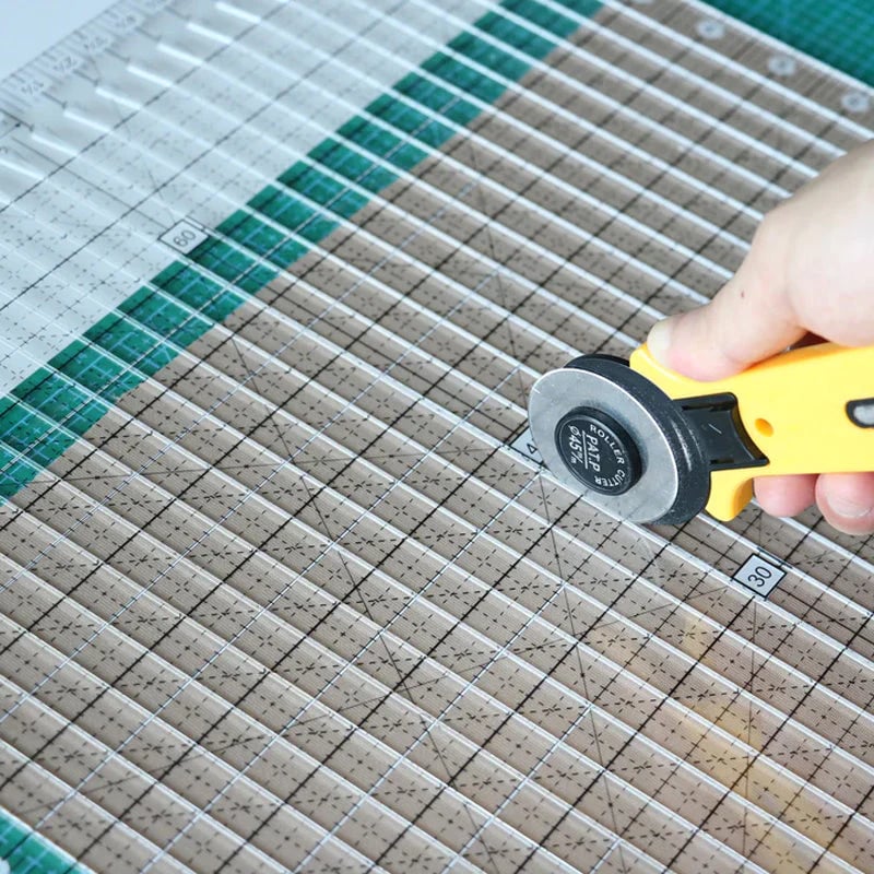CutEdge – Cut Multiple Fabric Strips Perfectly Every Time