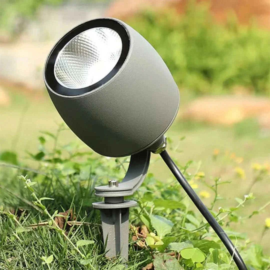 LumiVerde – Transform Your Garden with Warm, Cozy Light
