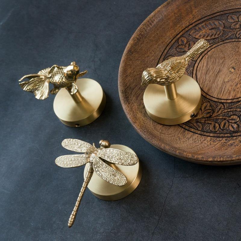 WallWonders - Stunning Brass Animal Hooks for Instant Wall Organization