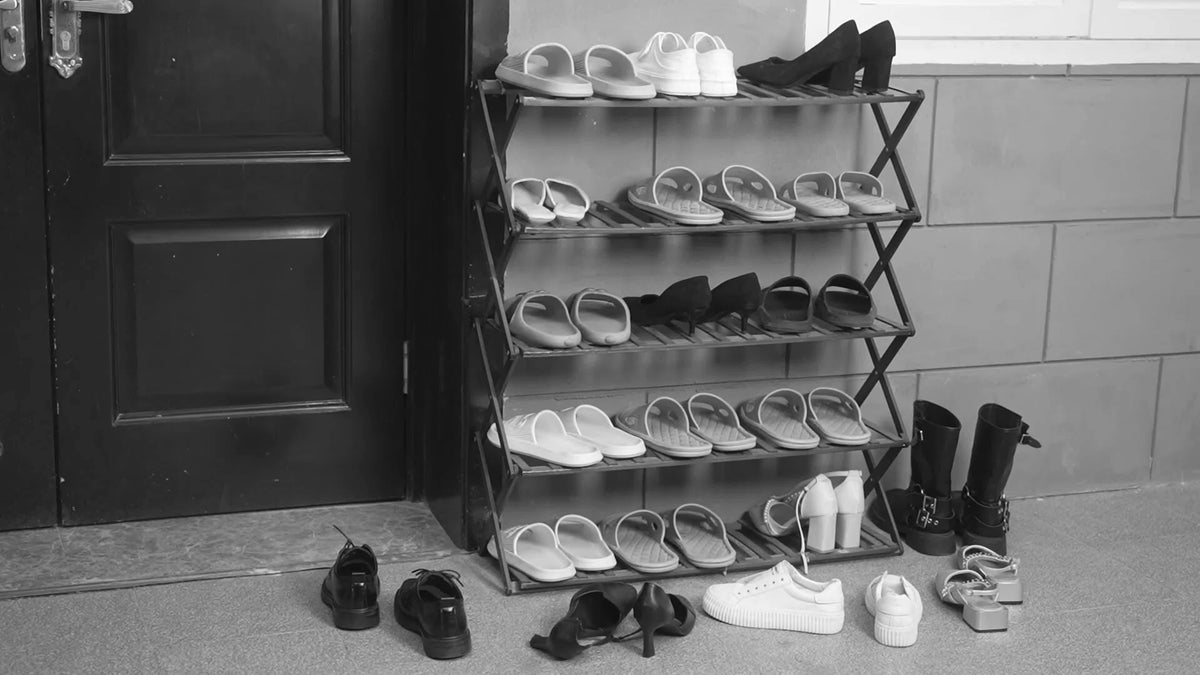 ShoeShelf – Instantly Declutter Door Areas and Quickly Find Shoes