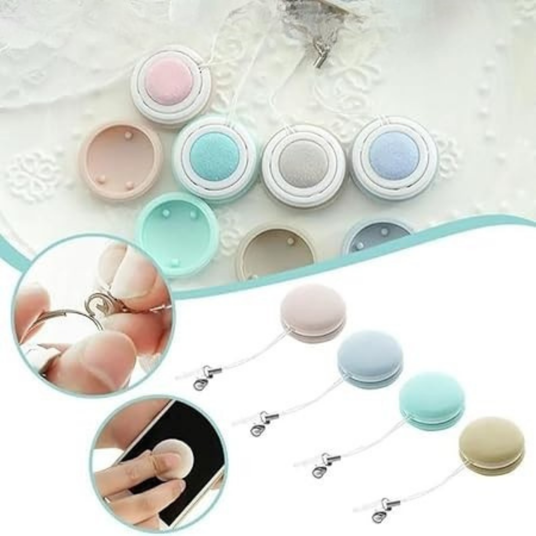 2+2 FREE | CleanSwipe - Instantly wipes smudges away for flawless screens
