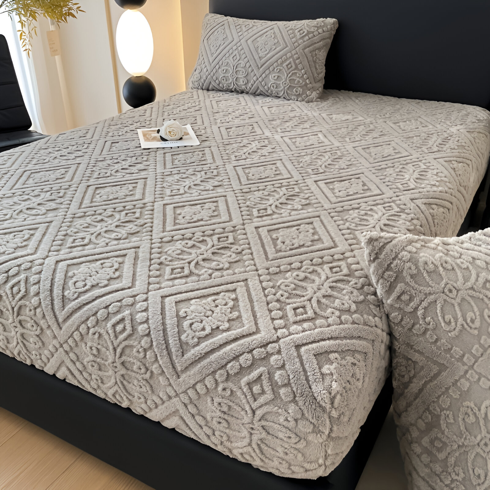 CloudRest - Sleep Warm and Cozy Without the Sheets Slipping