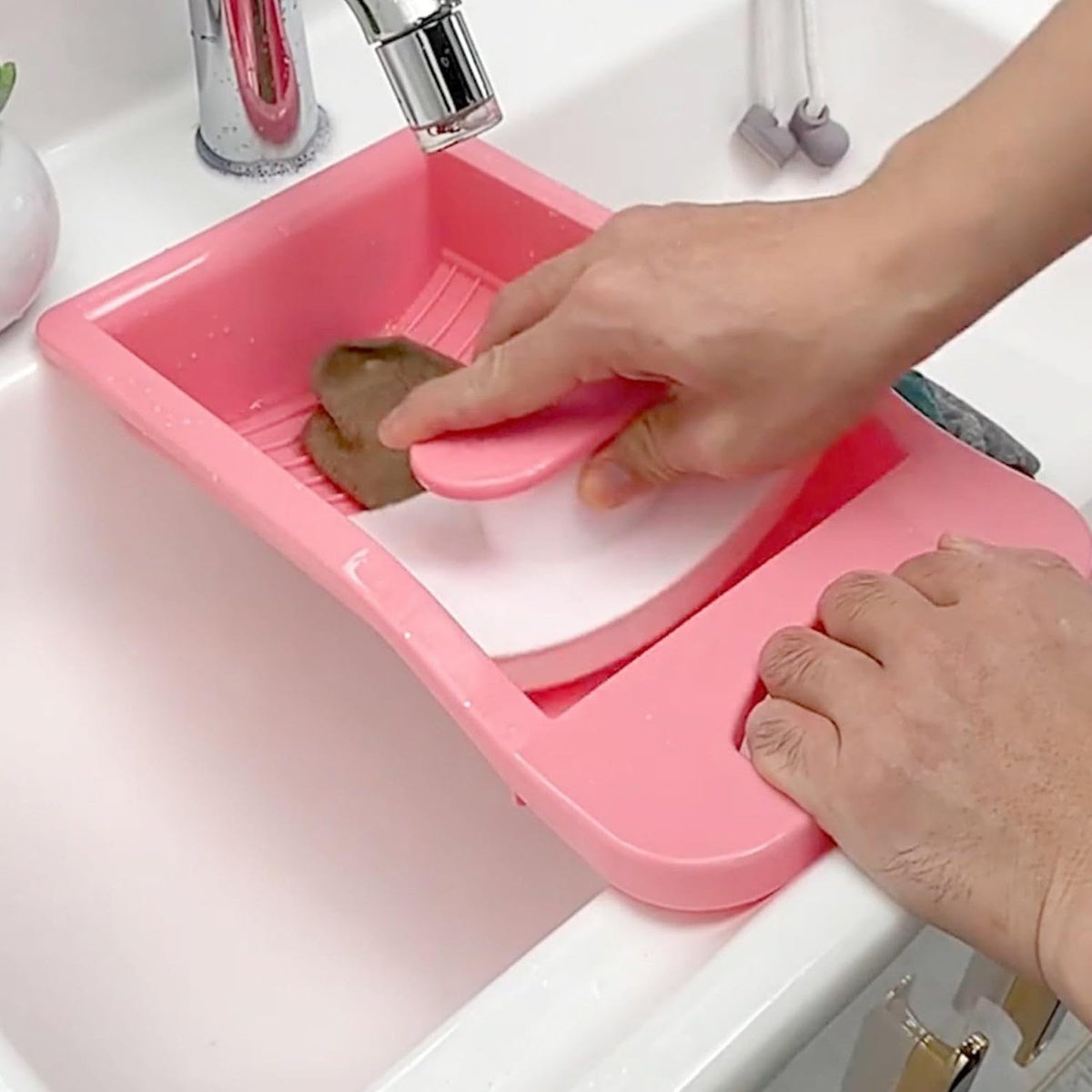 SoftWash - Extends the lifespan of delicate clothing and saves water