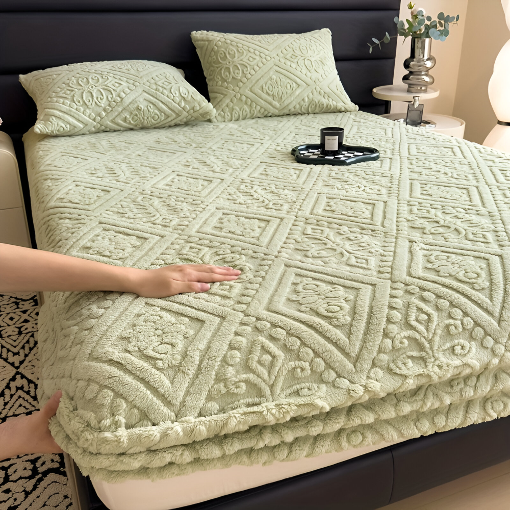 CloudRest - Sleep Warm and Cozy Without the Sheets Slipping