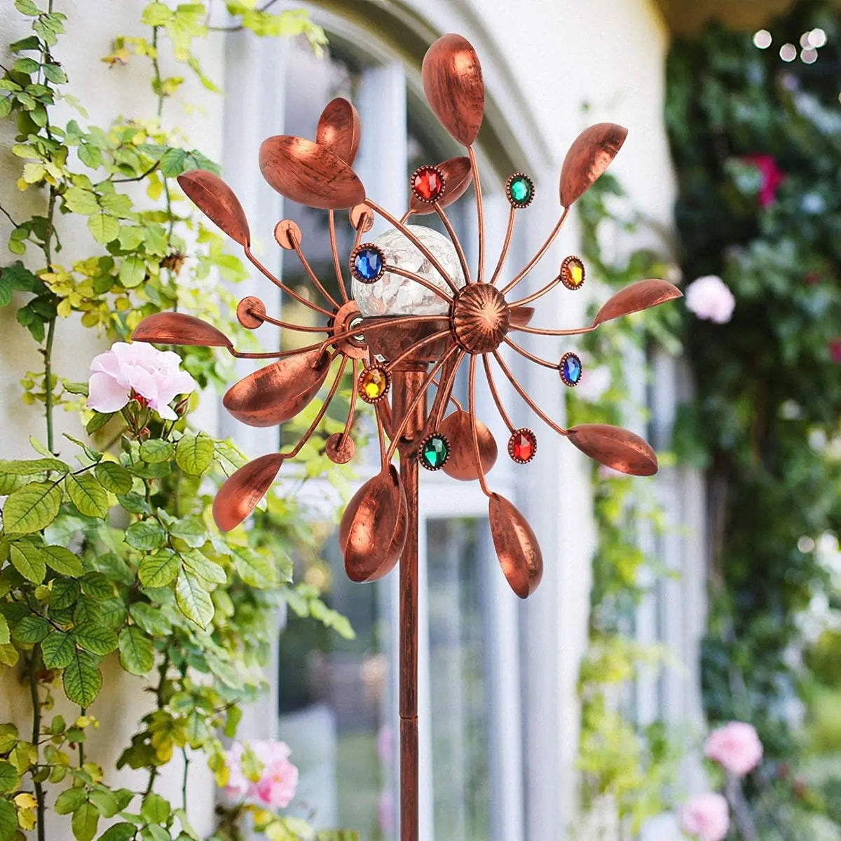 LumaSpin – Transform Your Garden with Colorful Movements and Light