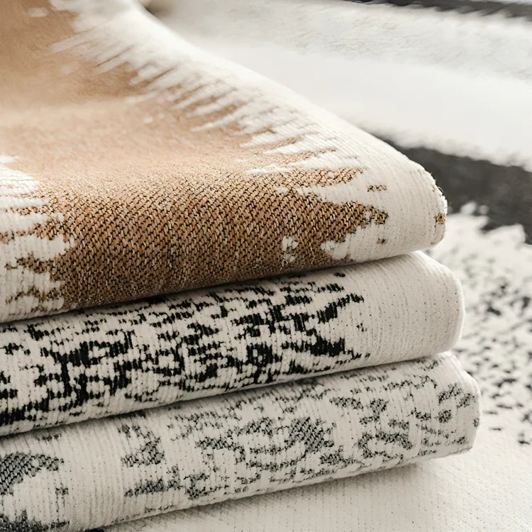 StripeGuard - Keeps the Sofa Cover Perfectly in Place
