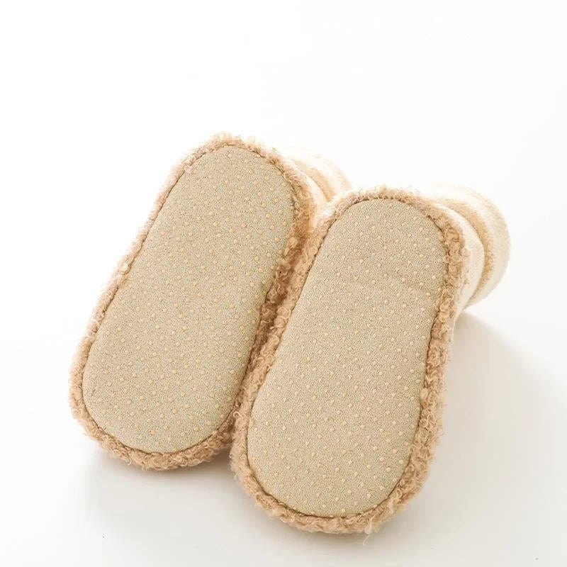 BarefootBuds – Keep Your Baby's Feet Warm and Safe