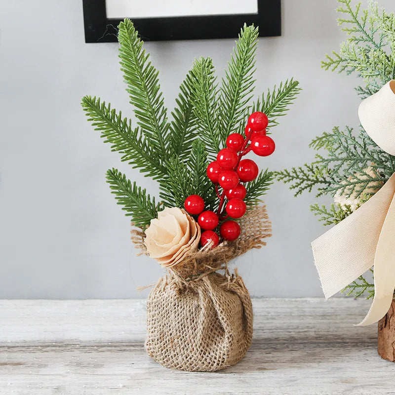 PineBreeze – Small Tree, Big Christmas Spirit