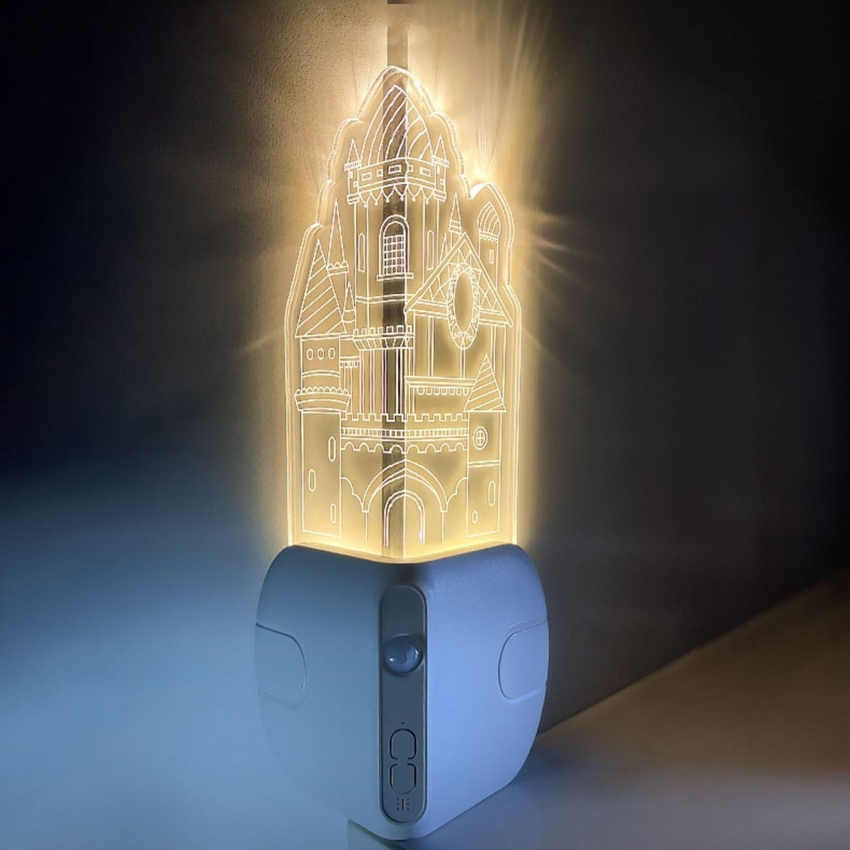 LumiCorner – Gentle Light that Recognizes You