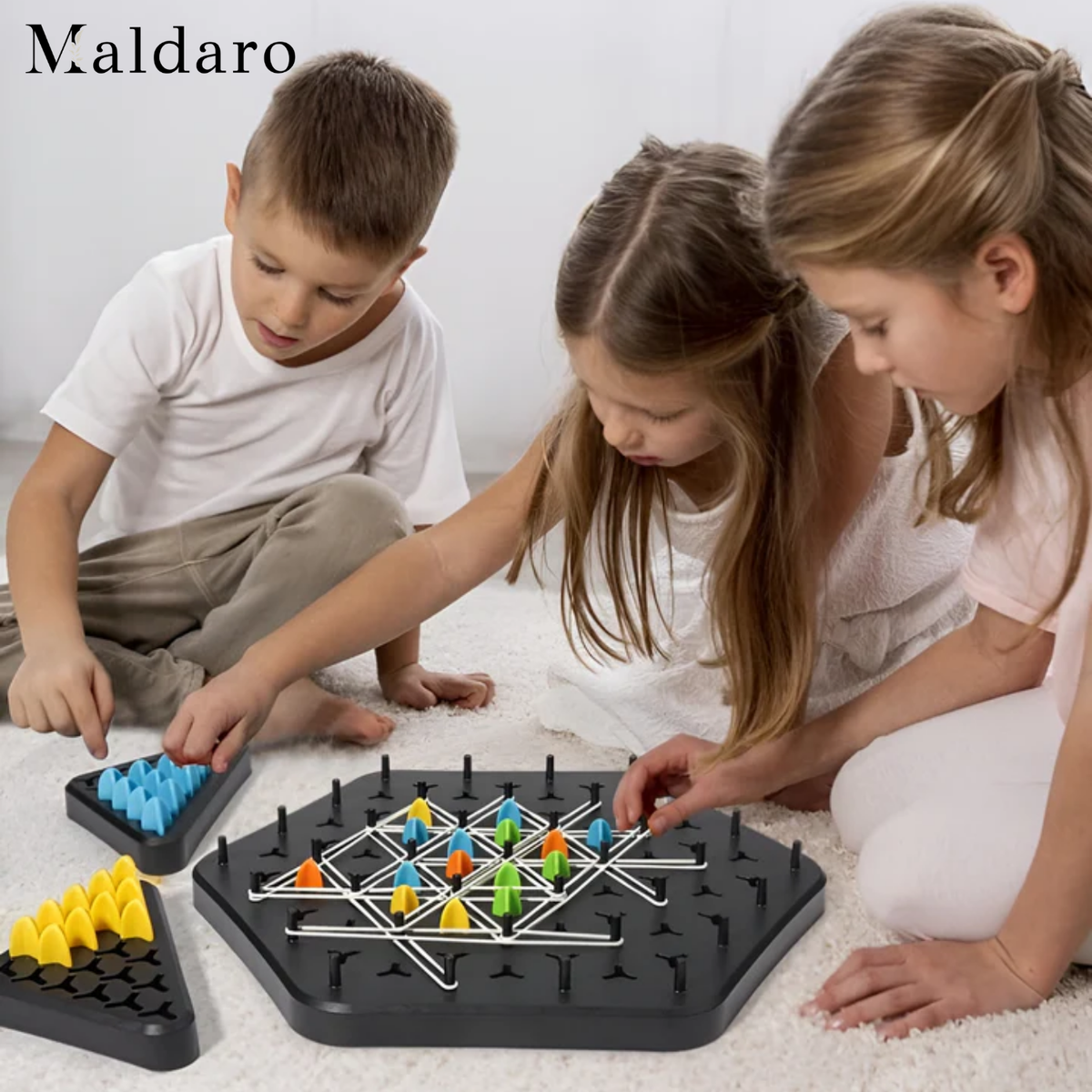 KnotLogic - Chain Triangle Chess Game [Last Day Discount]