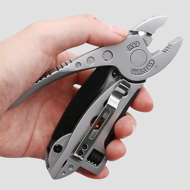 HandyPro – Master Every Outdoor Task with a Durable Tool