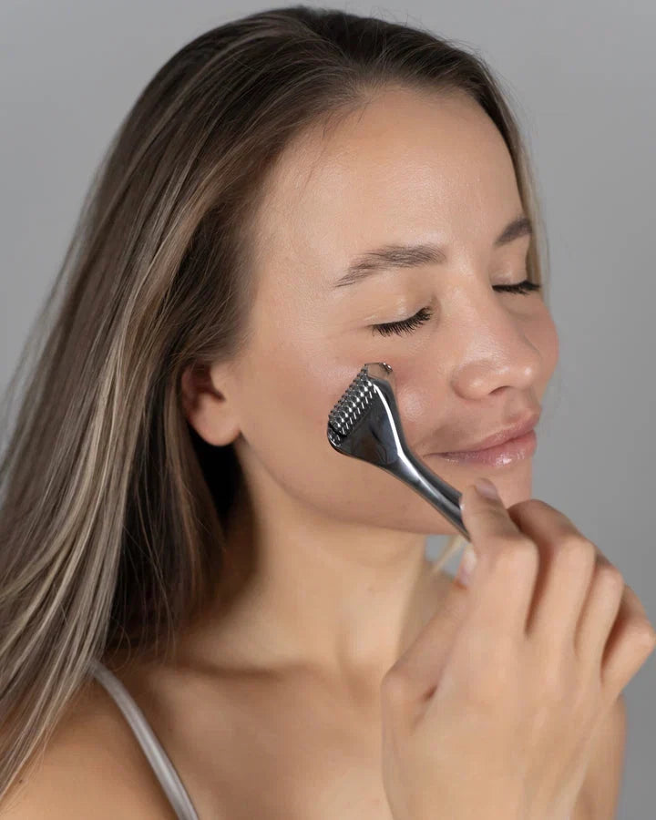 SilkSkin – Smooths wrinkles and tightens skin quickly