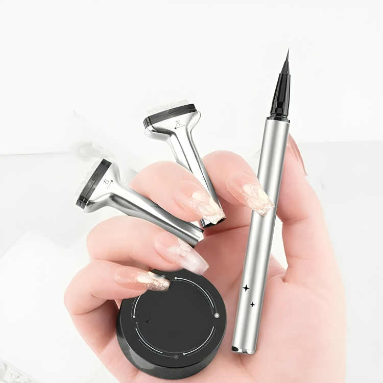 EyeLuxe Duo – Perfect Cat Eyes in Seconds