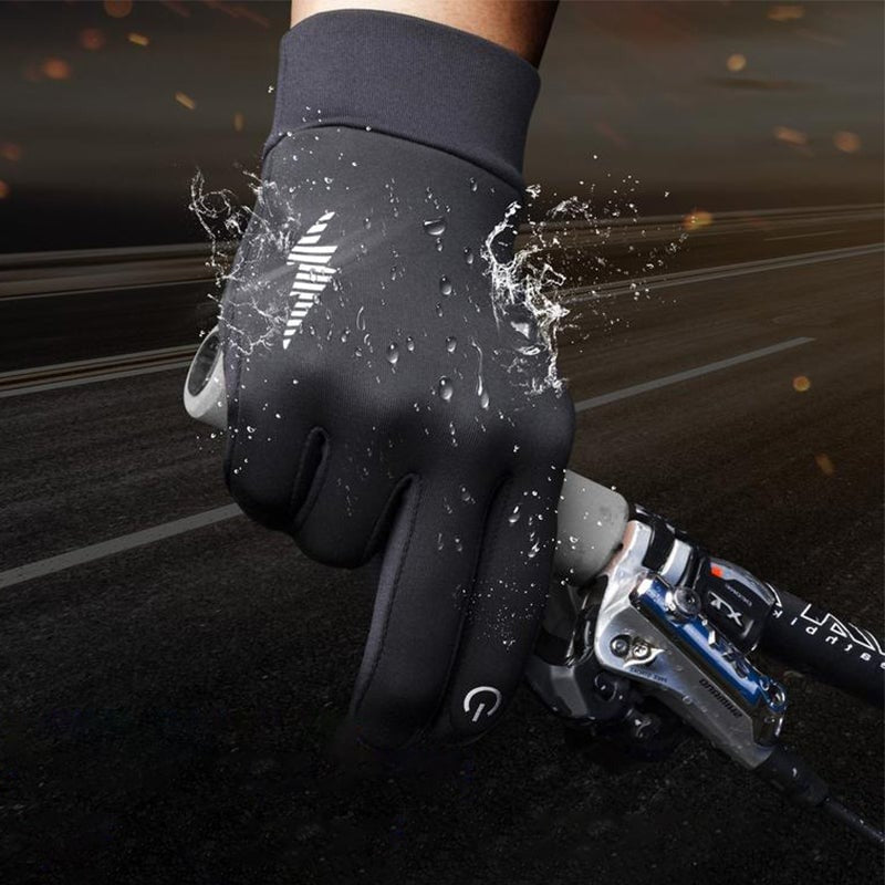 SmartGloves – Stay Warm and Use Your Phone Without Taking Off Your Gloves