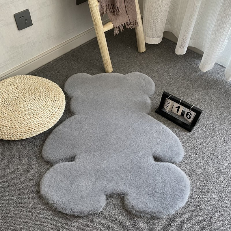 SnugBear – The fluffiest rug you have ever stepped on