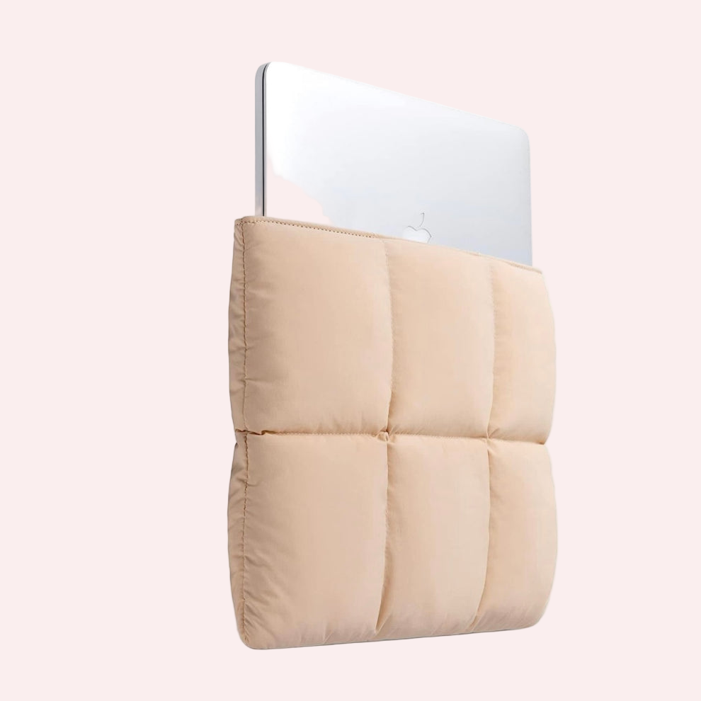 PuffyGuardIcyGuard – Ultimate Lightweight Laptop Protection for On the Go