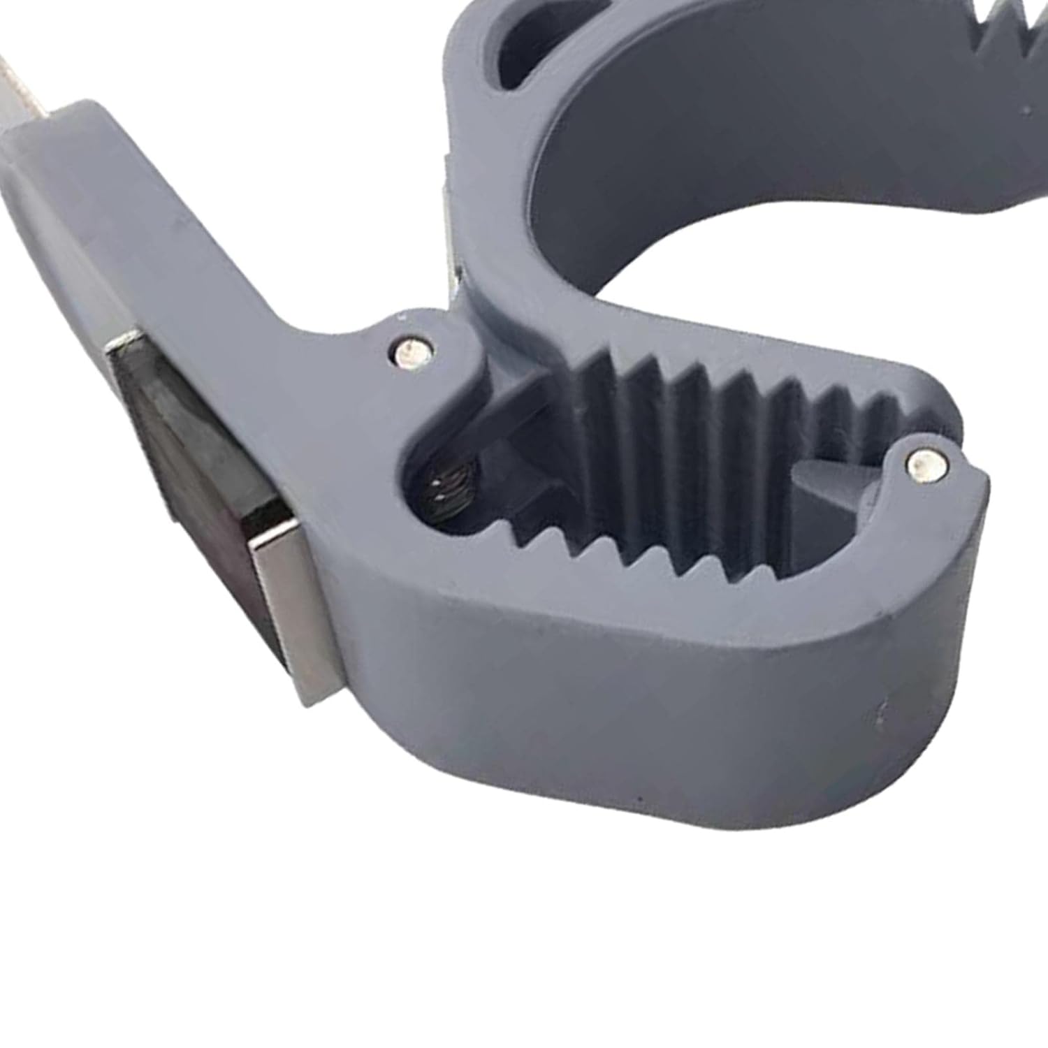 PaintGrip – The clever paint lid holder for clean & easy painting