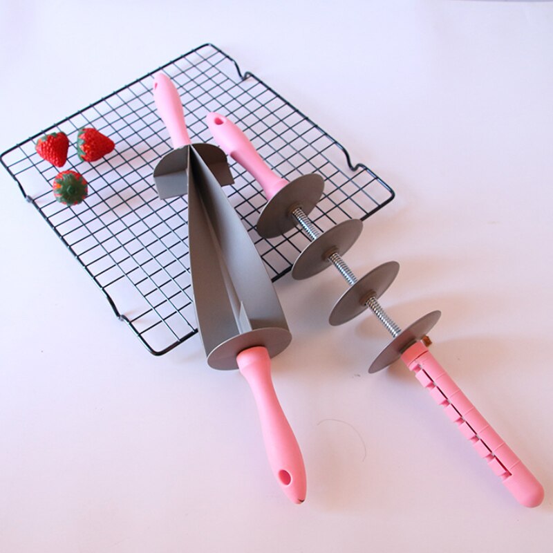 CuttingPin – Perfect Dough Shaped Quickly and Effortlessly, Every Time