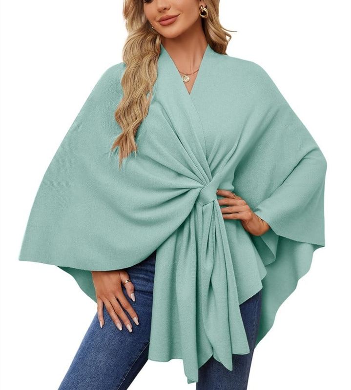 LunaGrace – Elegance Meets Warmth in a Stylish Throw