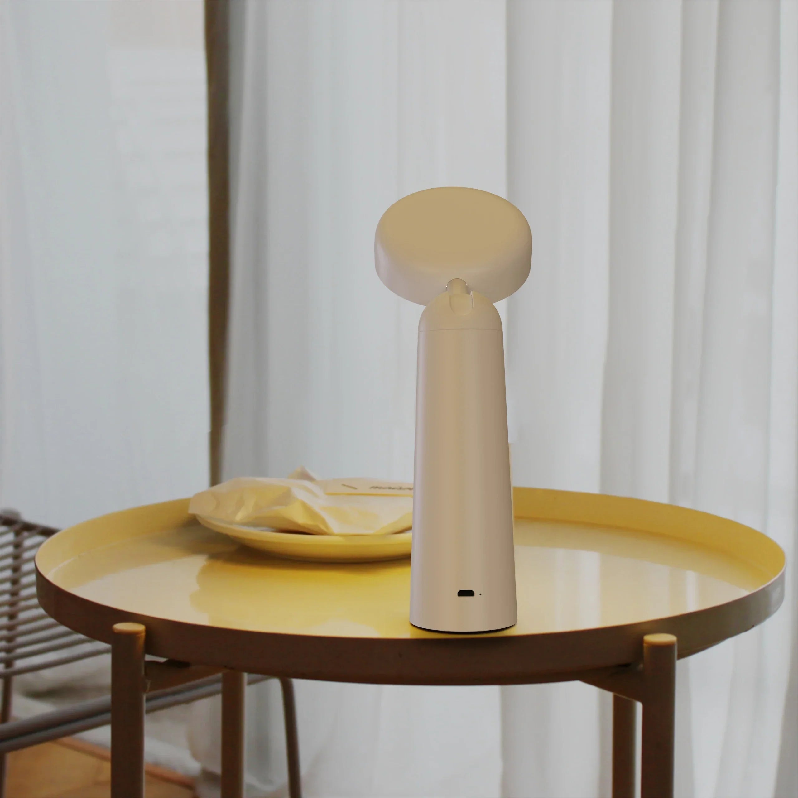 LuminaArt – The Creative Design Table Lamp!