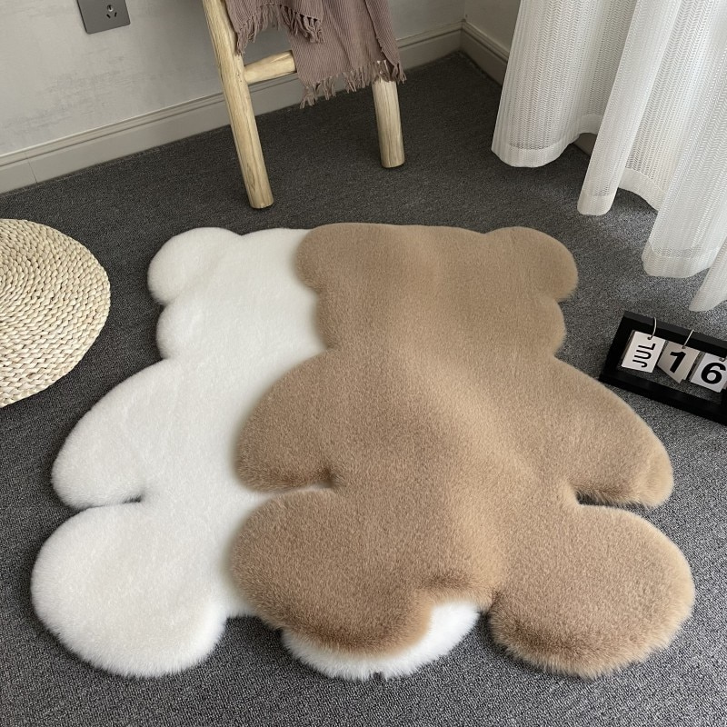 SnugBear – The fluffiest rug you have ever stepped on