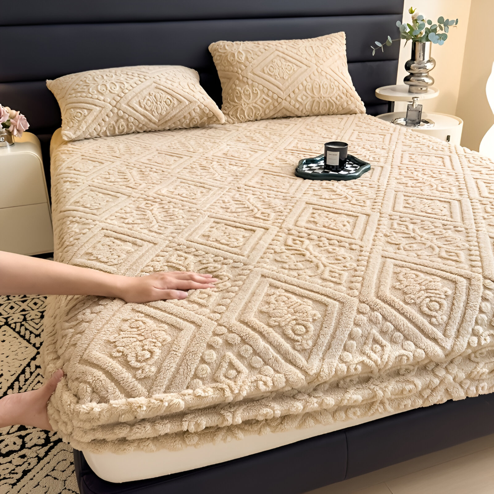 CloudRest - Sleep Warm and Cozy Without the Sheets Slipping