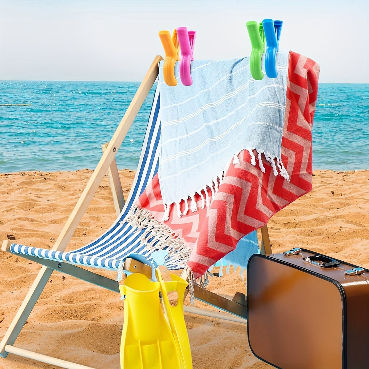 TowelTether – Keep Towels Securely Fastened Even in Strong Winds