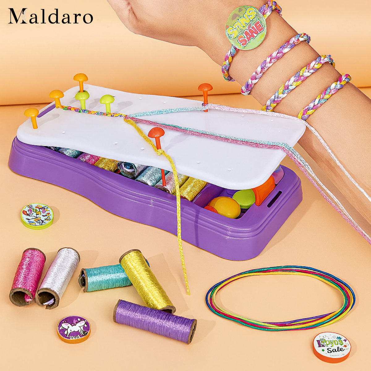 BraidiGlow - Create Stylish Bracelets Quickly and Uniquely