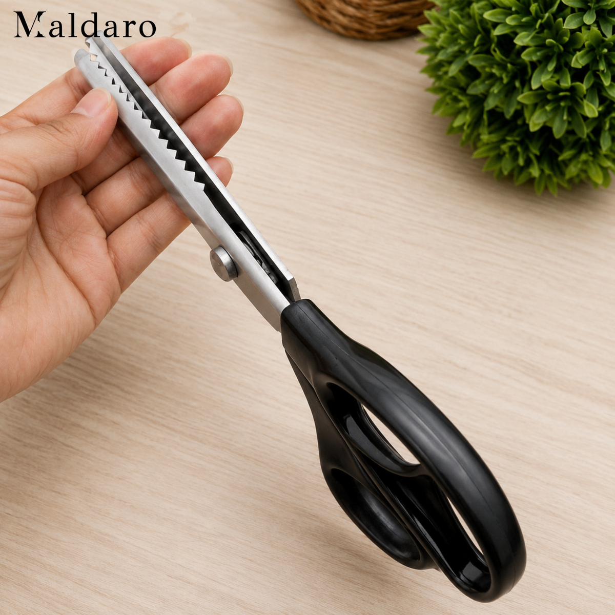 SilkySnipper Professional Scissors | Triangular Teeth | Precise & Sharp | For Fabric, Paper & Crafting