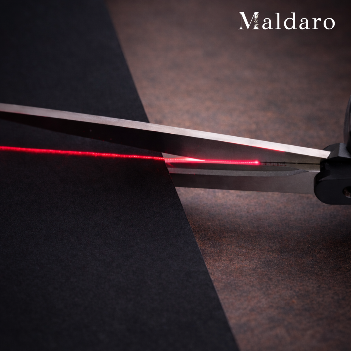 CutProLaser - Perfect Cuts Thanks to Precise Laser Guidance