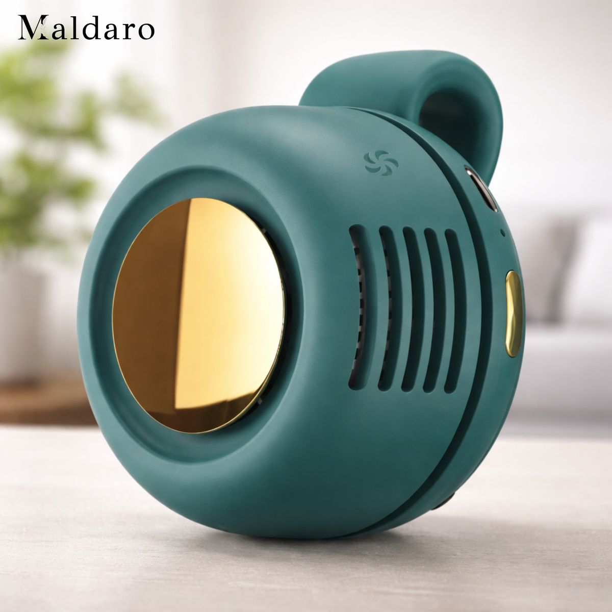 ClipBreeze – Stay Cool Anywhere with Hands-Free Adjustable Airflow