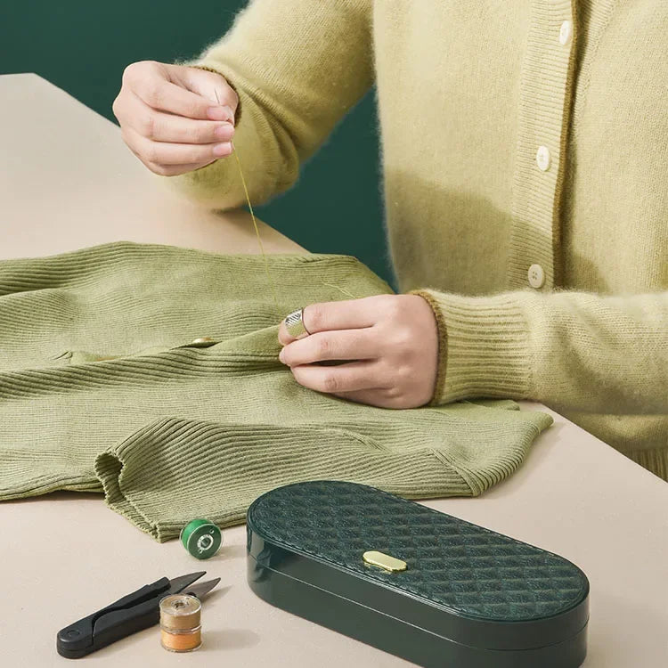 StitchLuxe – Your Stylish Sewing Kit for On the Go