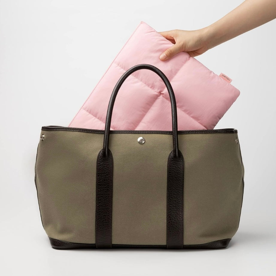 PuffyGuardIcyGuard – Ultimate Lightweight Laptop Protection for On the Go