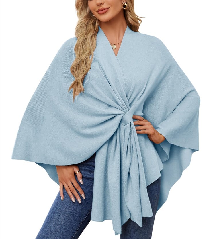 LunaGrace – Elegance Meets Warmth in a Stylish Throw