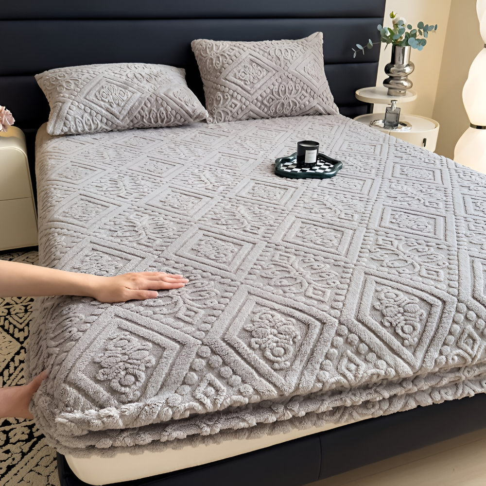 CloudRest - Sleep Warm and Cozy Without the Sheets Slipping