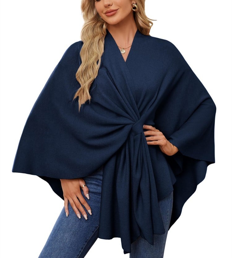LunaGrace – Elegance Meets Warmth in a Stylish Throw