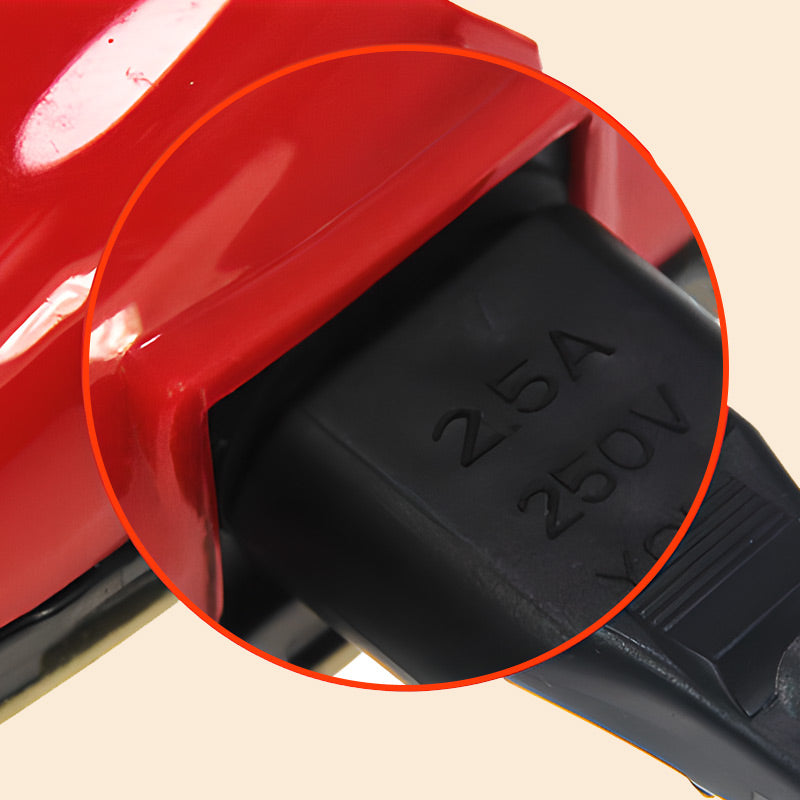 PressMate – Your Multifunctional Travel Iron