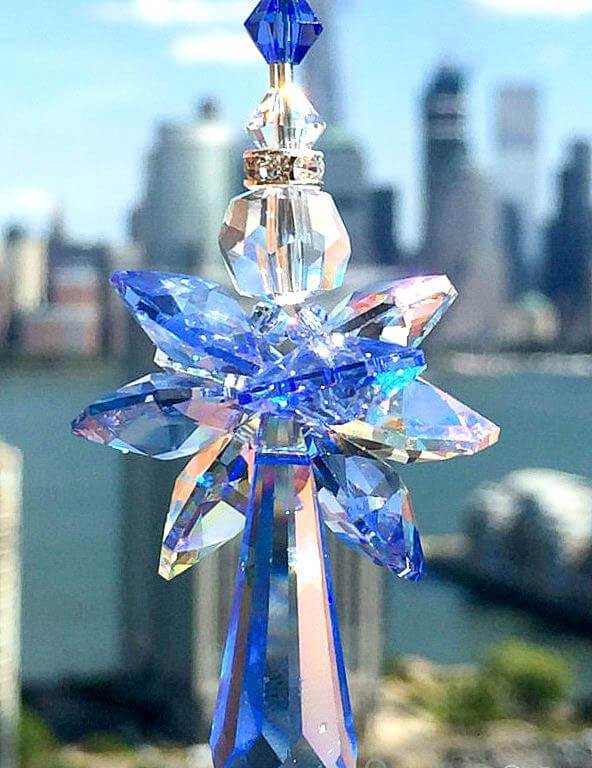 HeavenLight Crystal – Your Personal Guardian Angel in the Sunlight