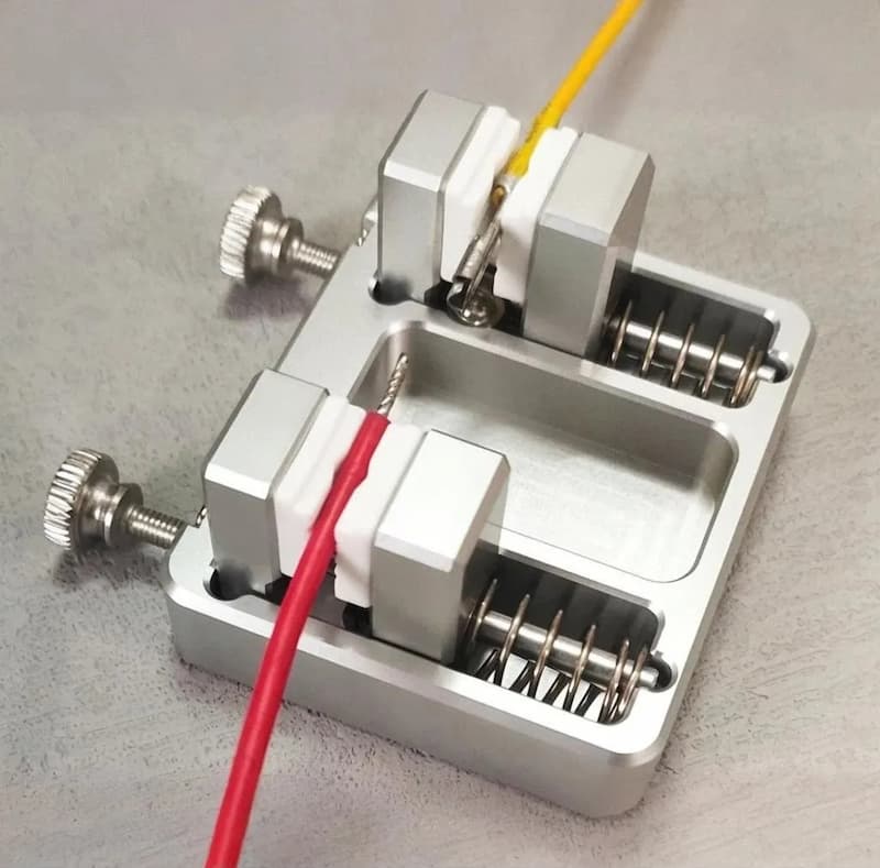 SteadyFix – Perfectly Stable Soldering Every Time – Maldaro