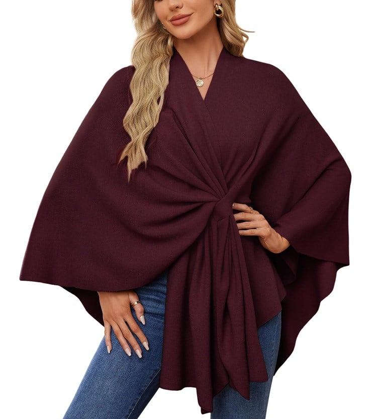 LunaGrace – Elegance Meets Warmth in a Stylish Throw