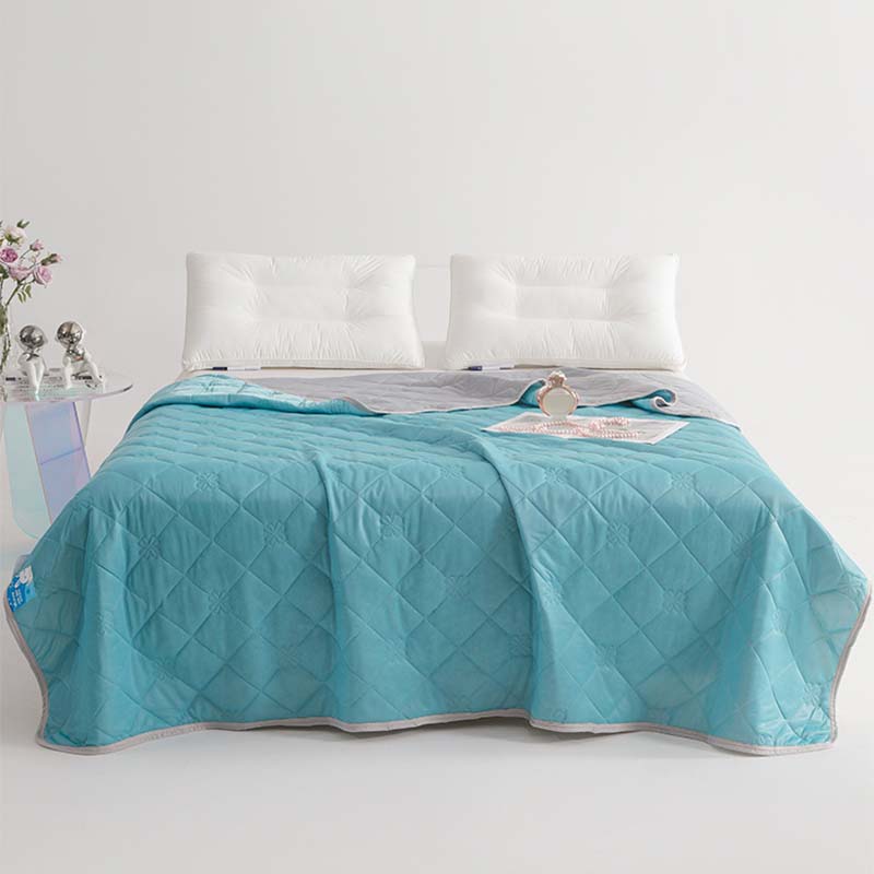 ChillBreeze – The Blanket for Restful Sleep on Hot Nights!