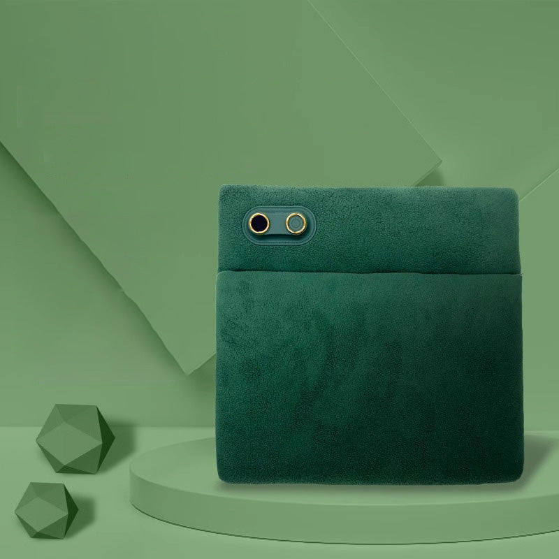Zareen – Instant Warmth for Cold Hands That Lasts All Day