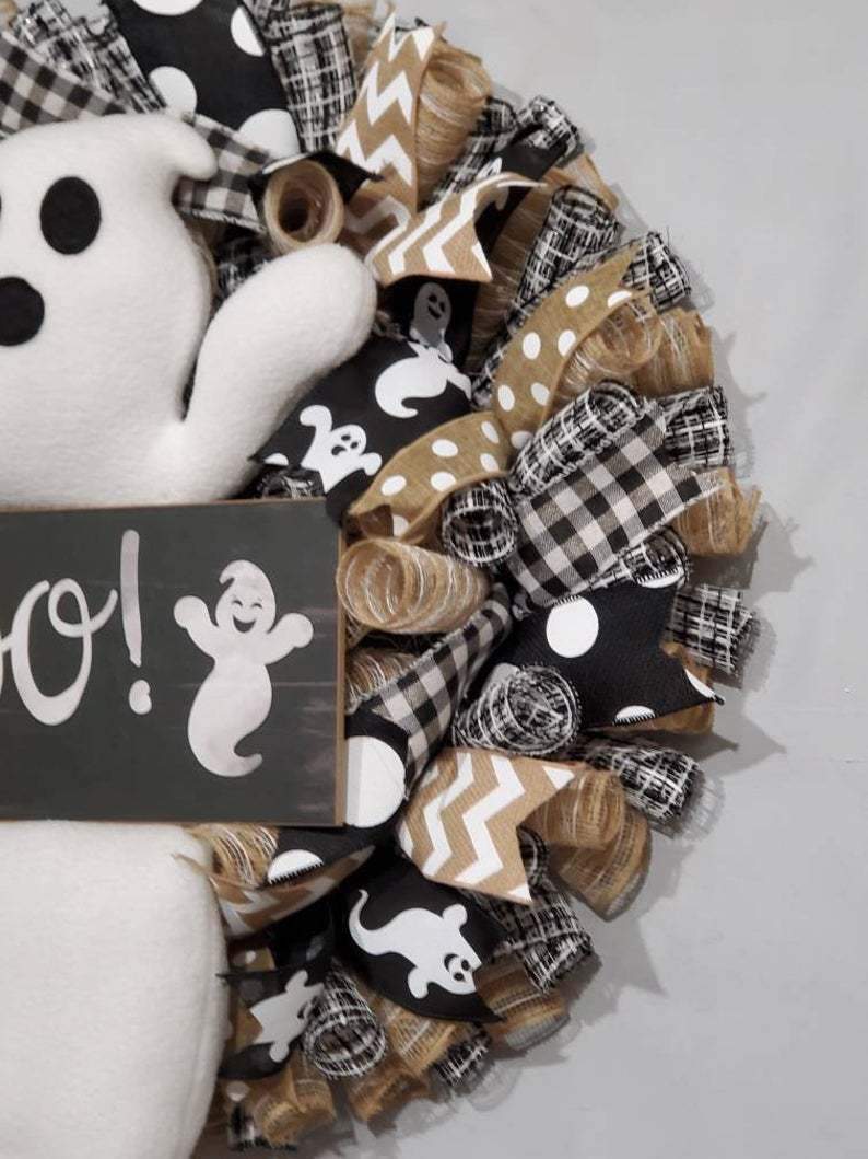 SpookyCharm – Handmade Halloween Wreath in Farmhouse Style!
