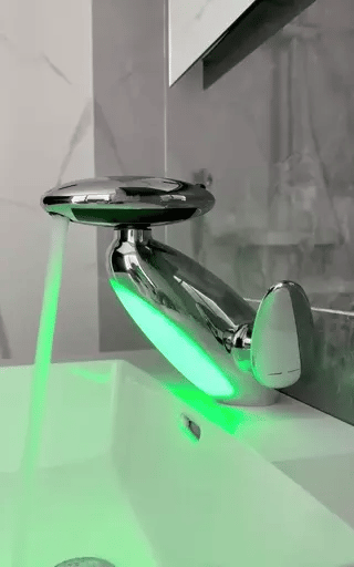 TechSplash – Luxury, Function & Atmosphere in One Faucet