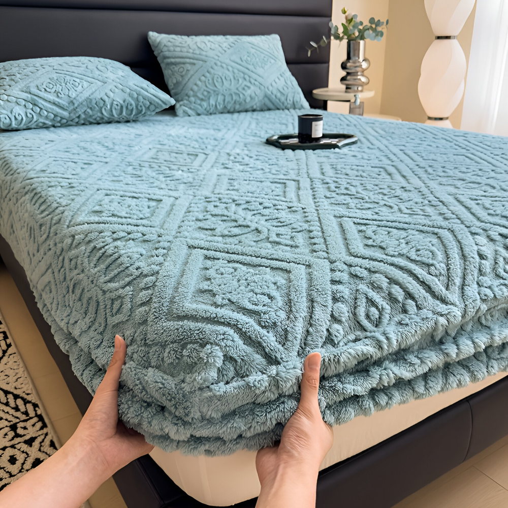 CloudRest - Sleep Warm and Cozy Without the Sheets Slipping