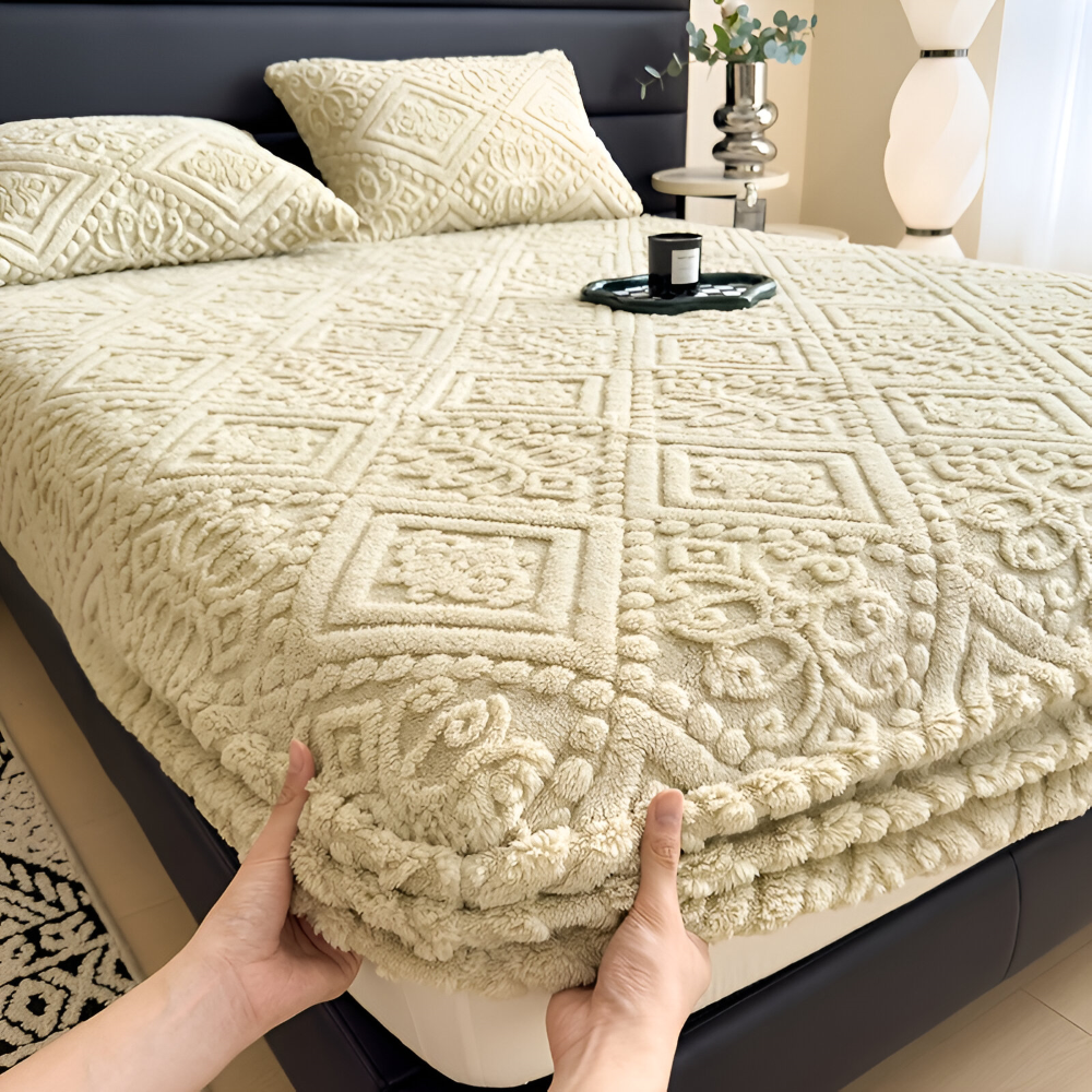 CloudRest - Sleep Warm and Cozy Without the Sheets Slipping