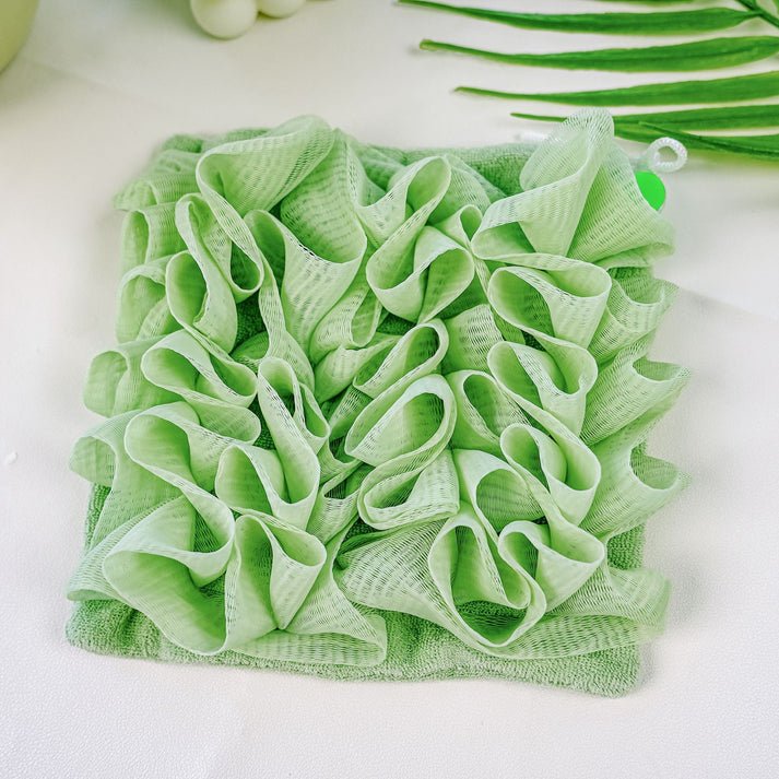 WipeGlow — For noticeably cleaner, smoother, and softer skin with every shower