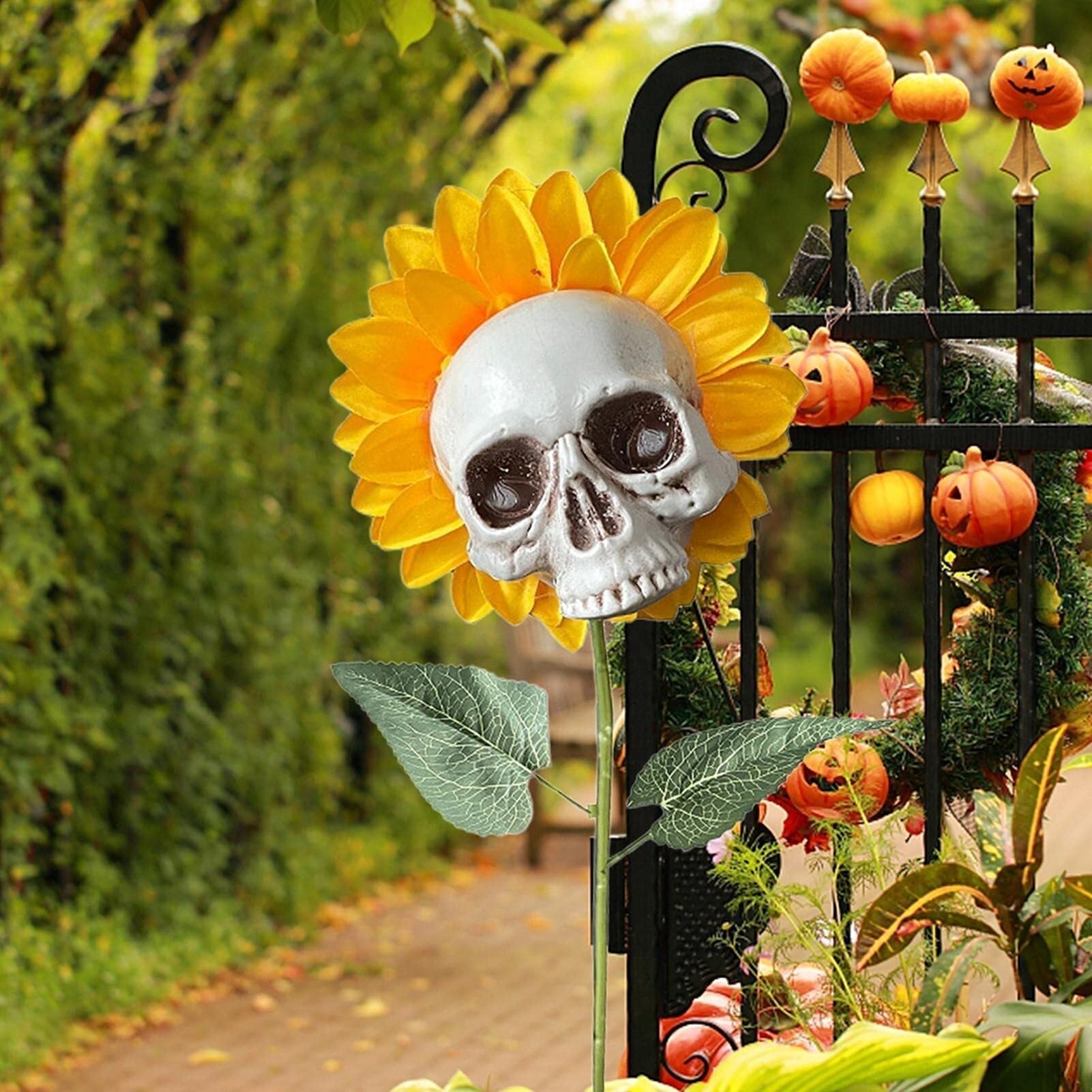 BloomSkull – The Spookily Beautiful Sunflower for Halloween!