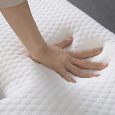 LoveRest – Pillow for Closeness Without Numb Arms!
