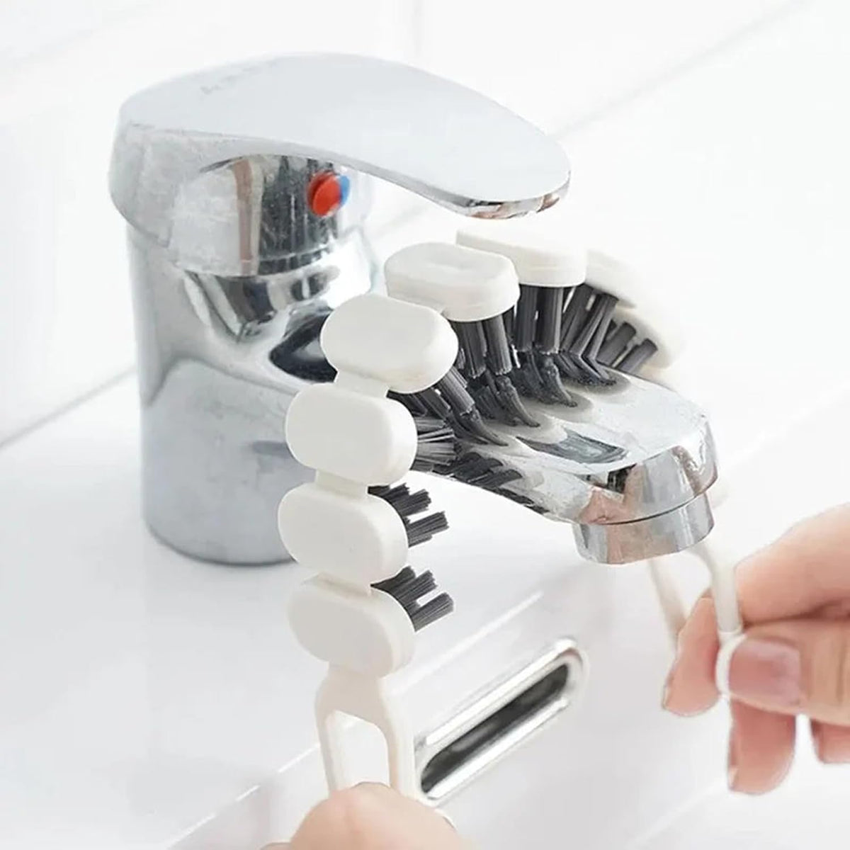 1+1 FREE | CleanSweepCurves – Reach Every Tight Spot with Gentle Precision